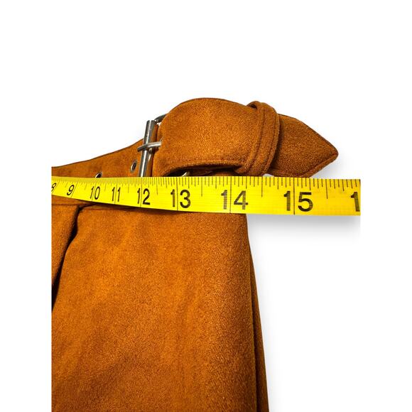 Forever 21 Bright Tan Faux Suede Mini Skirt with Belt Size Small - Picture 7 of 11